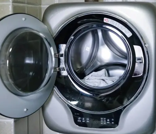洗衣機突然不通電的原因及解決辦法是？